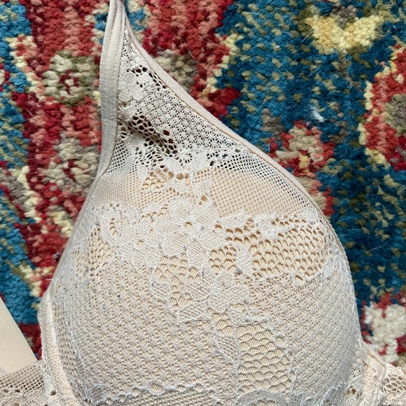 Pepper 34b Lace Bra - Picture 2 of 5